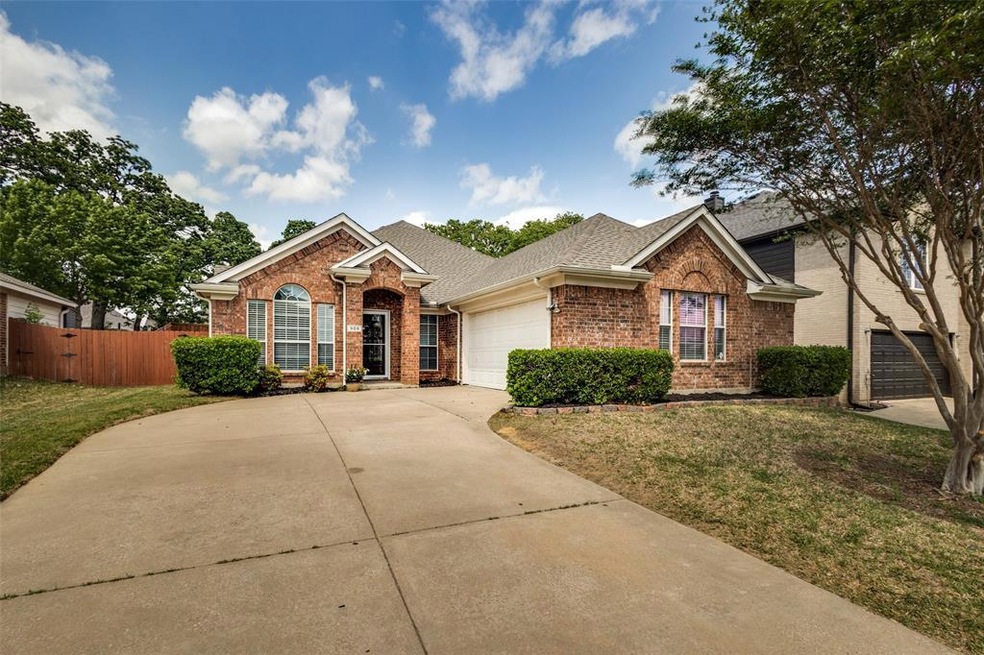 909 Stoneway Dr, Denton, TX 76210 - photo 1