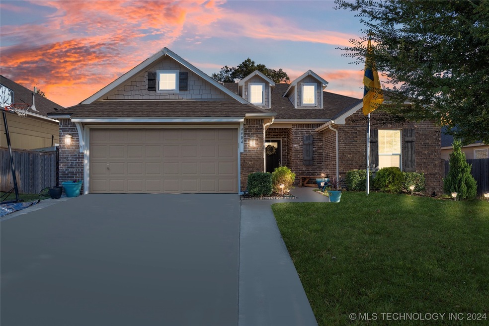 3404 W Charlotte St, Broken Arrow, OK 74011 - photo 1