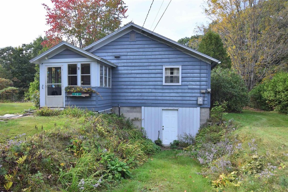 75 Barnet Rd, Monroe, NH 03771 - photo 1