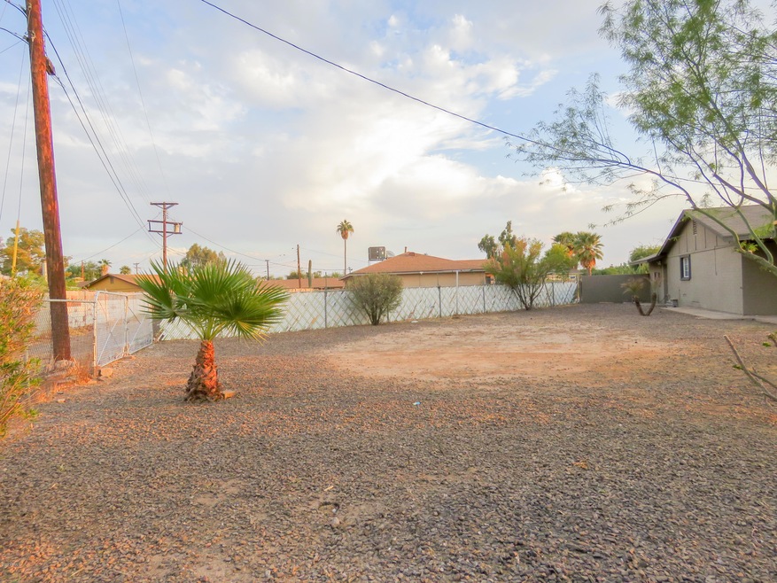 3026 N 46th Ave, Phoenix, AZ 85031 - photo 1