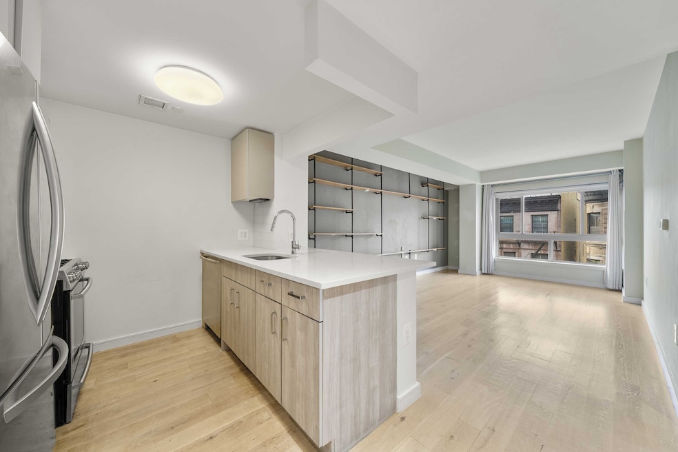 Aurum unit 604, New York, NY 10027 - photo 1