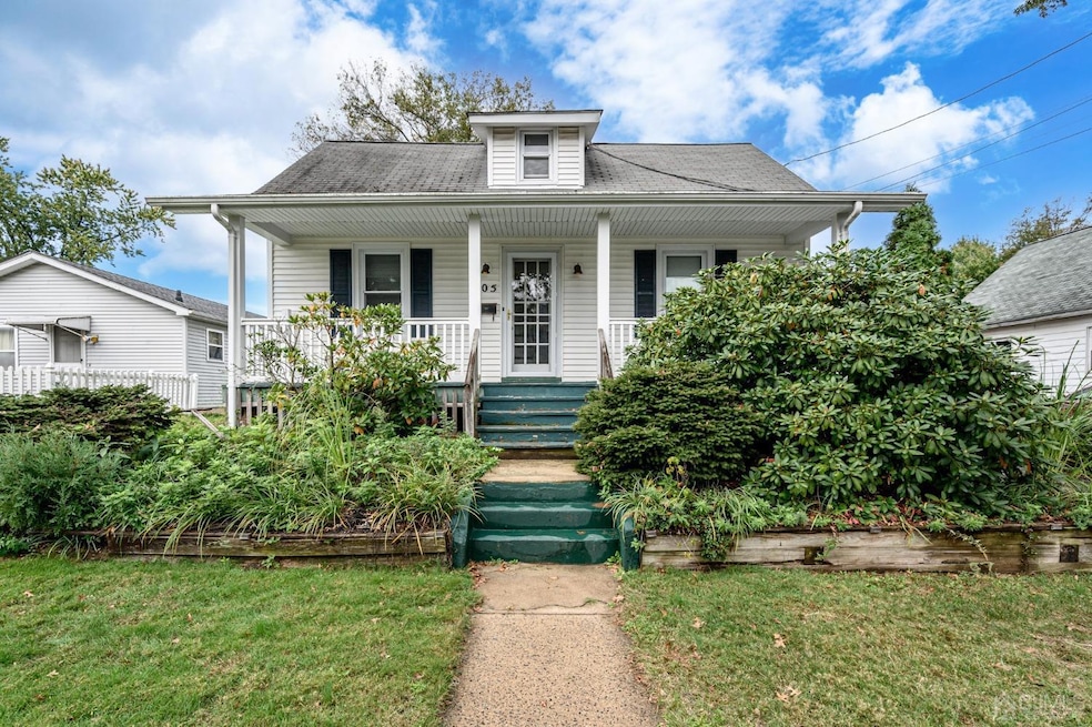 805 Drake Ave, Middlesex, NJ 08846 - photo 1