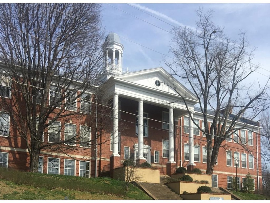 312 W Main StAcademy Hill