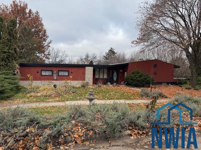 201 E Garfield St, Laurens, IA 50554 - photo 1