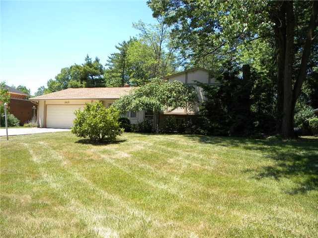 949 Lornaberry Ln, Columbus, OH 43213 - photo 1