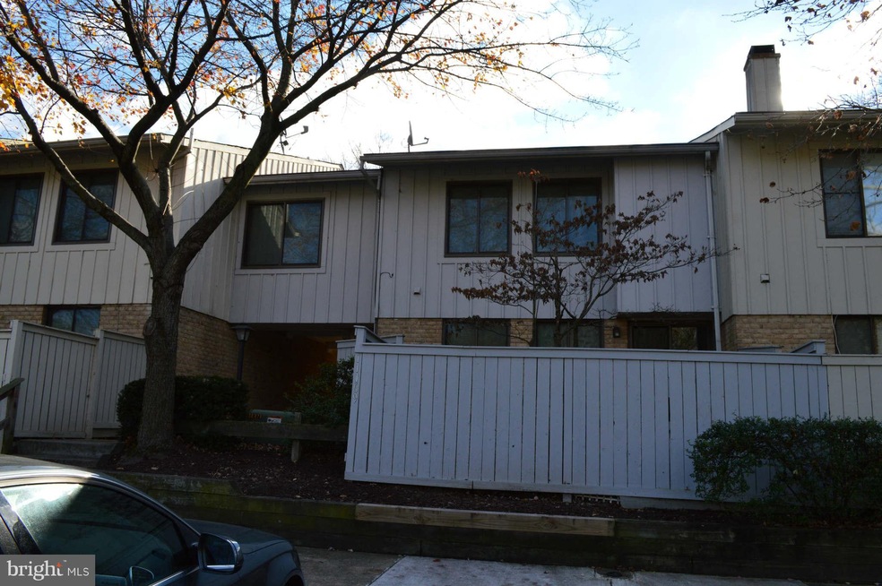 11109 Slalom Ln, Columbia, MD 21044 - photo 1