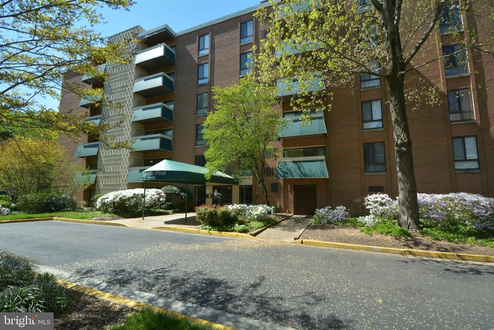 6147 Leesburg Pike unit 205, Falls Church, VA 22041 - photo 1