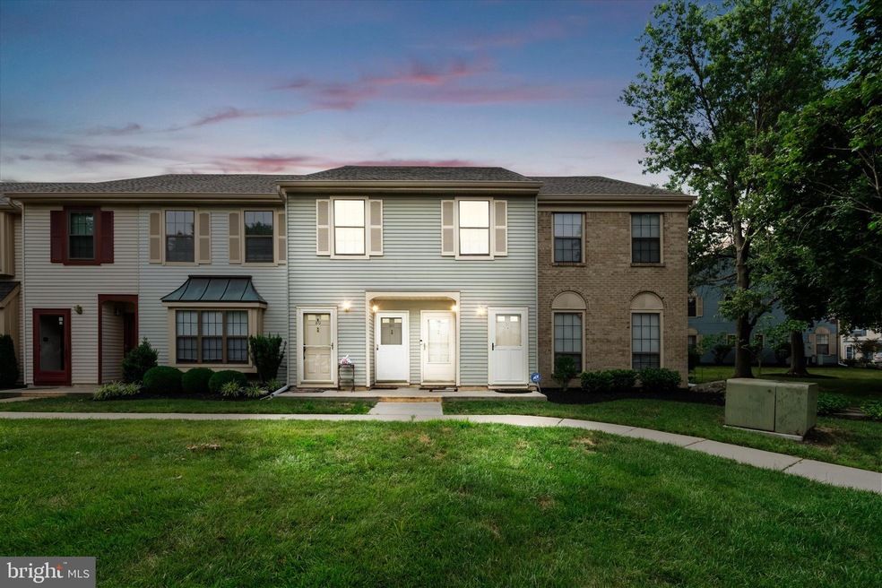 92 Wyndham Place, Trenton, NJ 08691 - photo 1