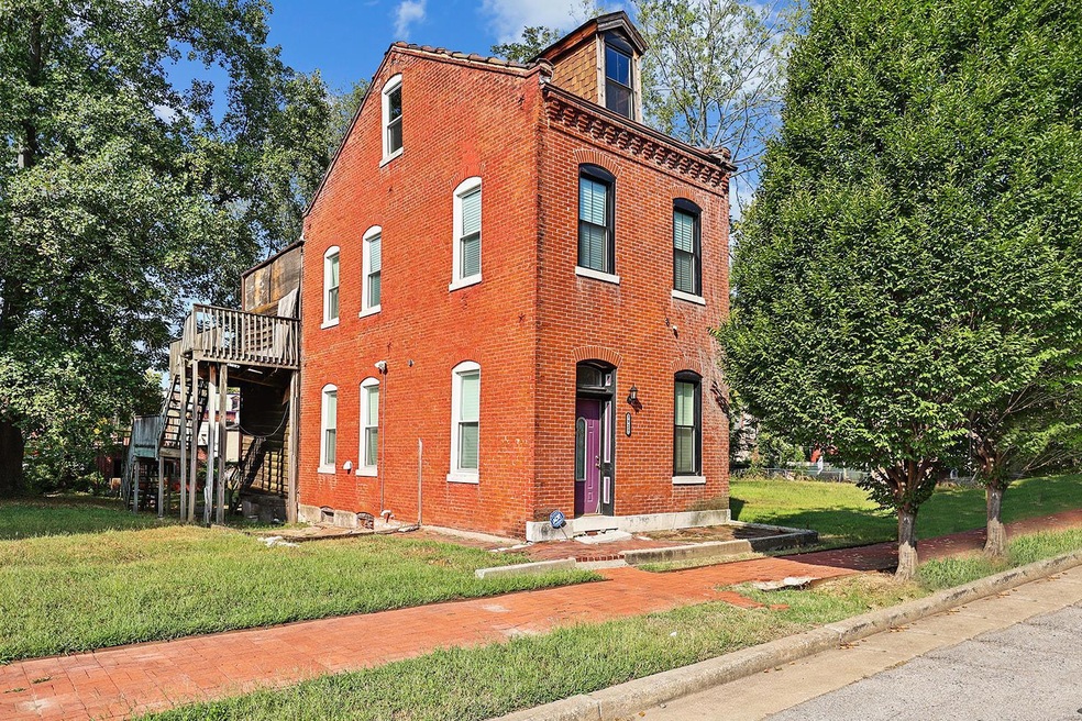 Sold • Co-Listing Agent