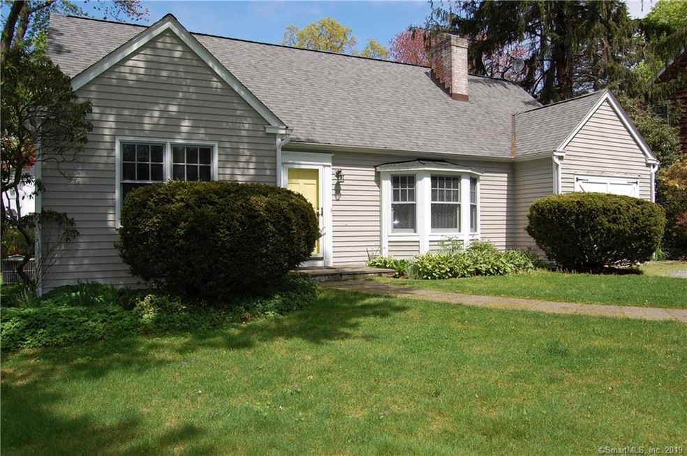 36 Lincoln Ave, Old Greenwich, CT 06870 - photo 1