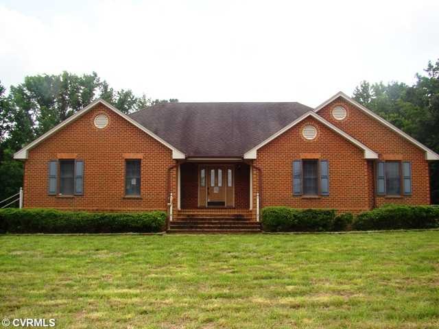 12252 E Quaker Rd, Disputanta, VA 23842 - photo 1