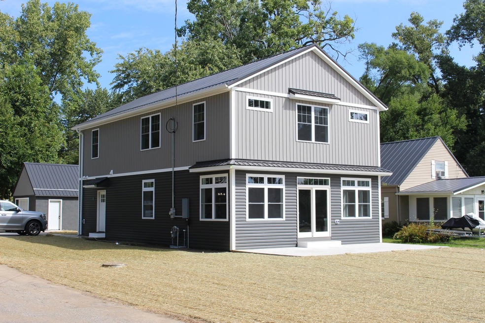3985 Utopia Dr