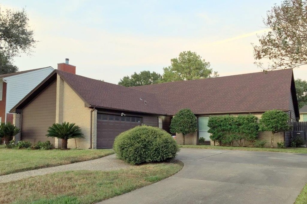 15434 Willow River Dr, Houston, TX 77095 - photo 1