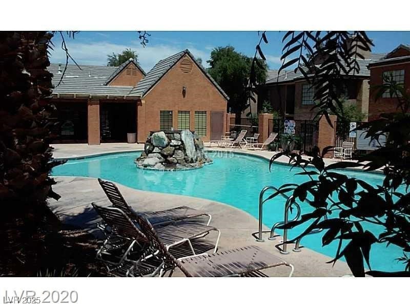 2700 N Rainbow Blvd unit 1105, Las Vegas, NV 89108 - photo 1