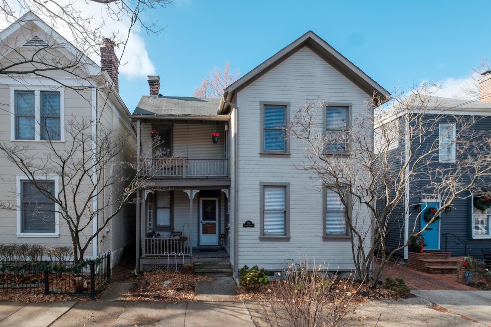 795 Mohawk St-17