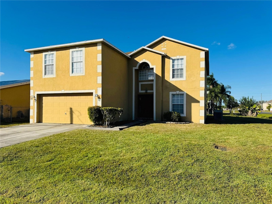 302 Aylesbury Ct, Kissimmee, FL 34758 - photo 1