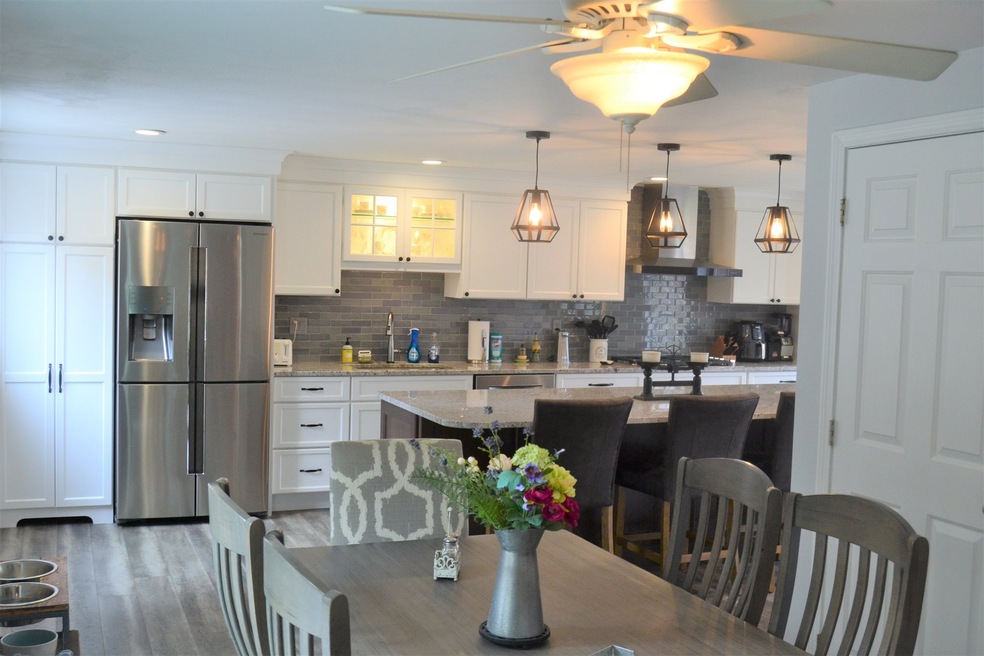 7 Saddleback Rd, Londonderry, NH 03053 - photo 1