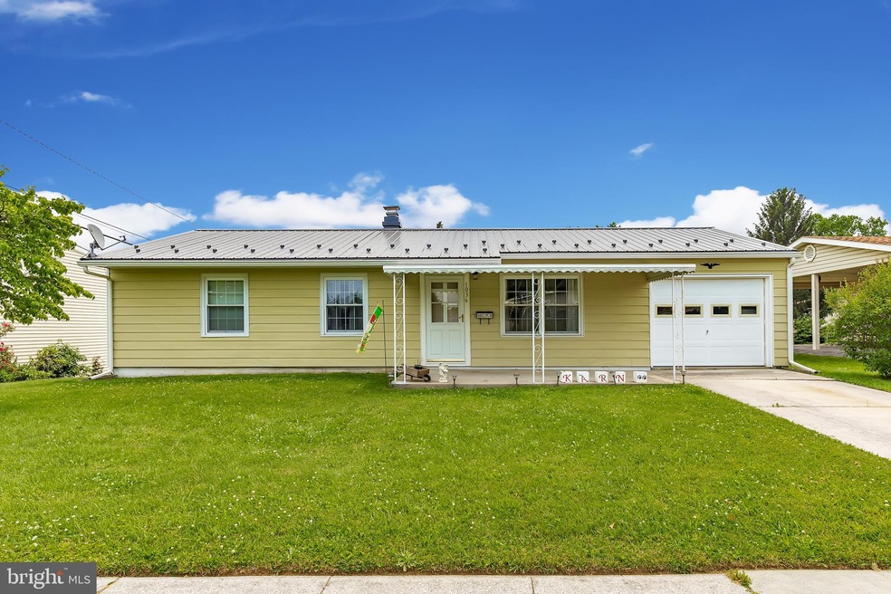 1036 Bramly Dr, Hagerstown, MD 21742 - photo 1