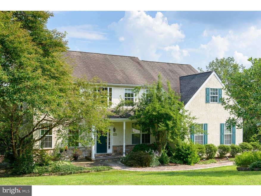 104 Barton Dr, Spring City, PA 19475 - photo 1