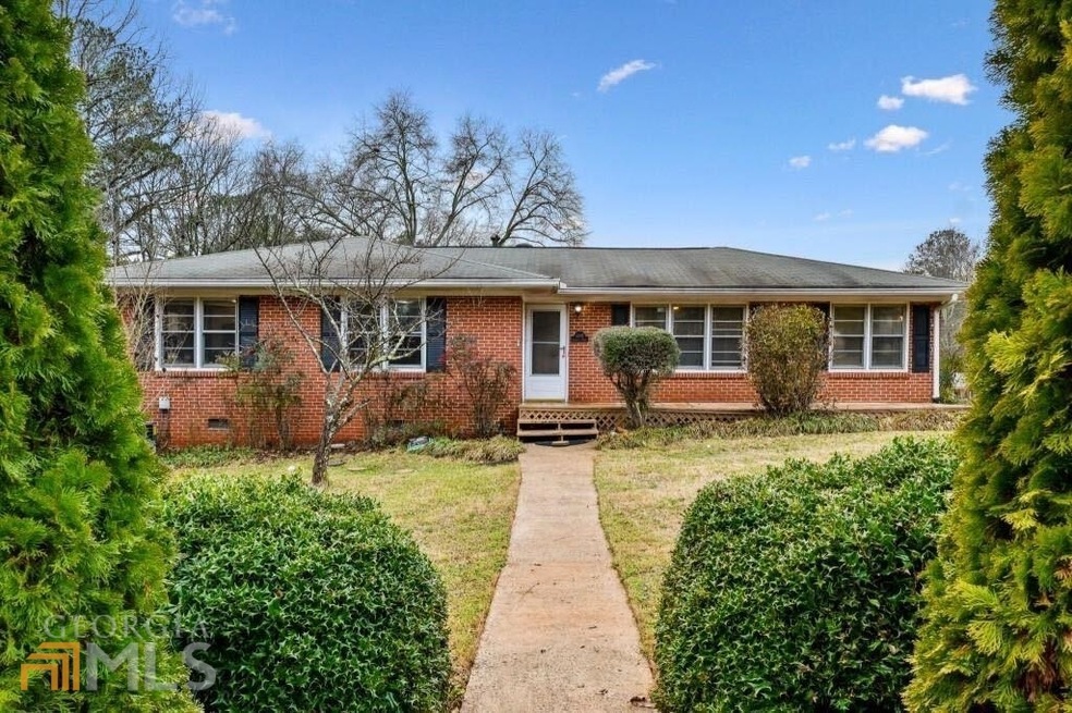 4005 Camelot Ct, Tucker, GA 30084 - photo 1