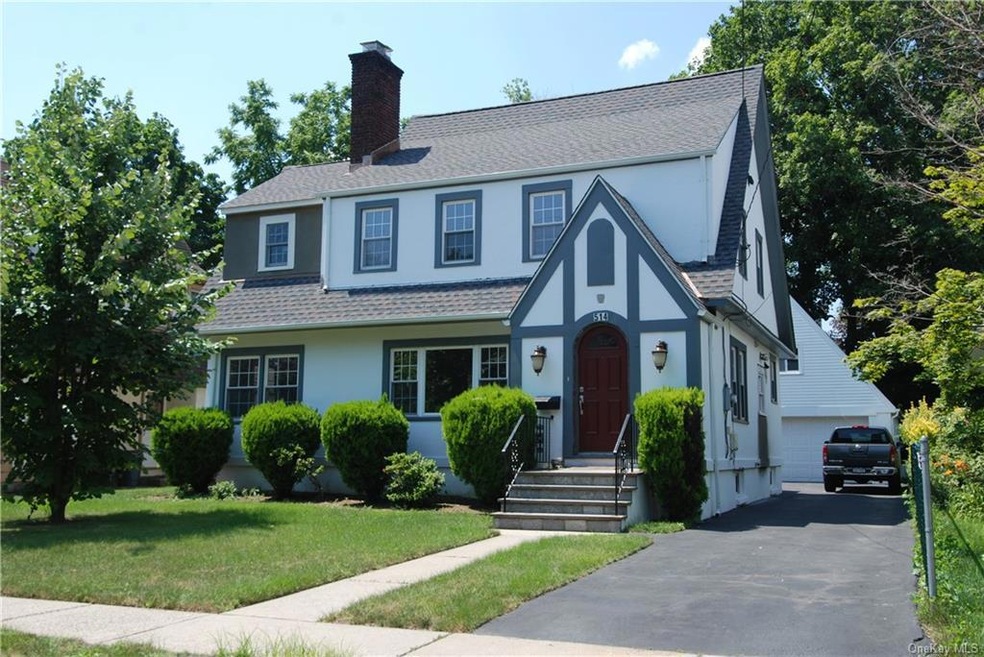 514 Carroll Ave, Mamaroneck, NY 10543 - photo 1