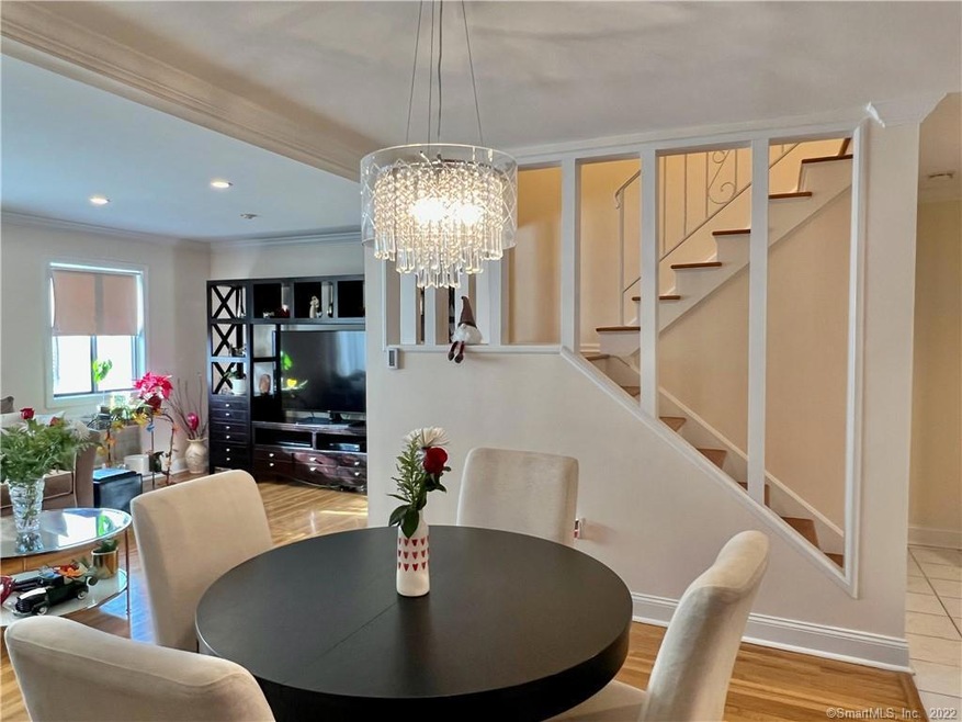 406 Courtland Ave unit C, Stamford, CT 06906 - photo 1