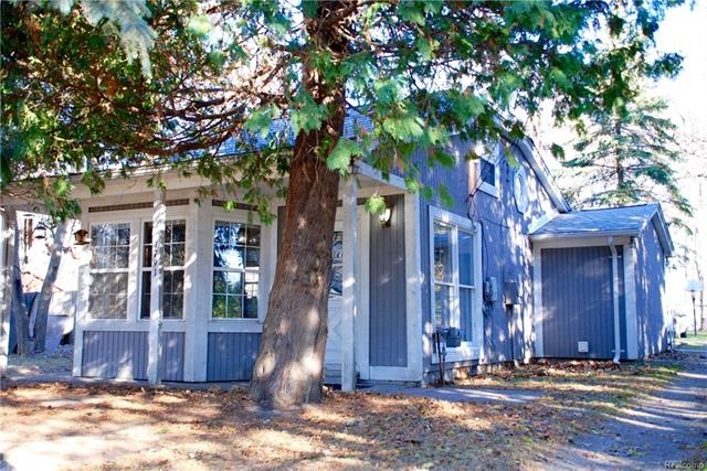 Welcome to 1791 Petrolia!