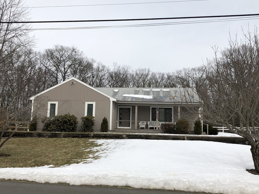 205 Metcalf Rd, North Attleboro, MA 02760 - photo 1