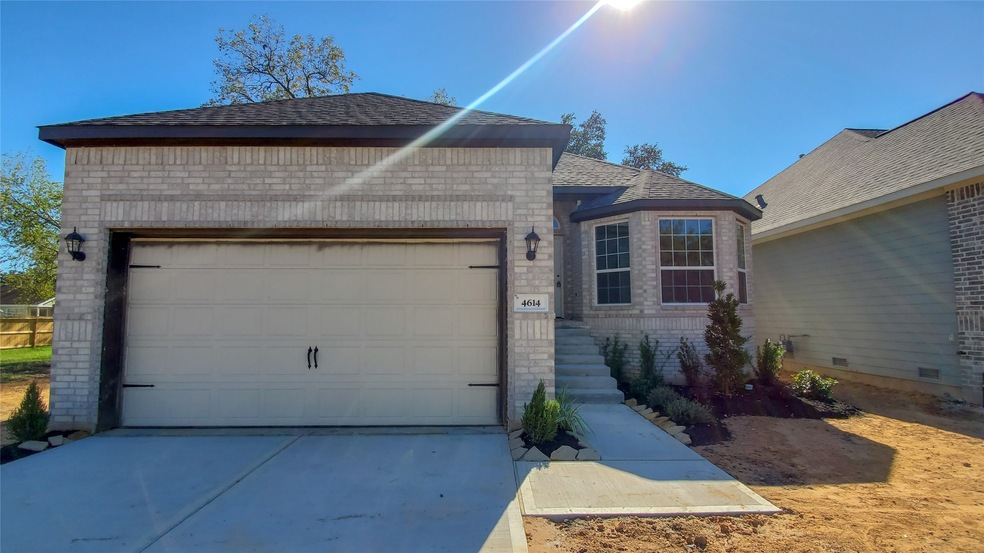 4614 Salina St, Houston, TX 77026 - photo 1