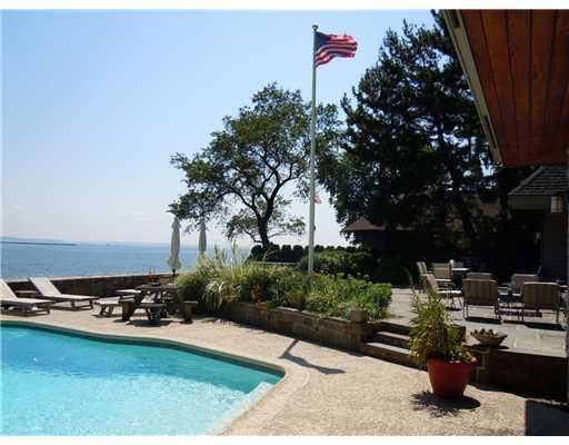 120 Cummings Point Rd, Stamford, CT 06902 - photo 1