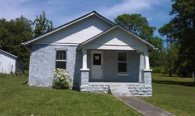 303 Kingwood Ave, Shelbyville, TN 37160 - photo 1