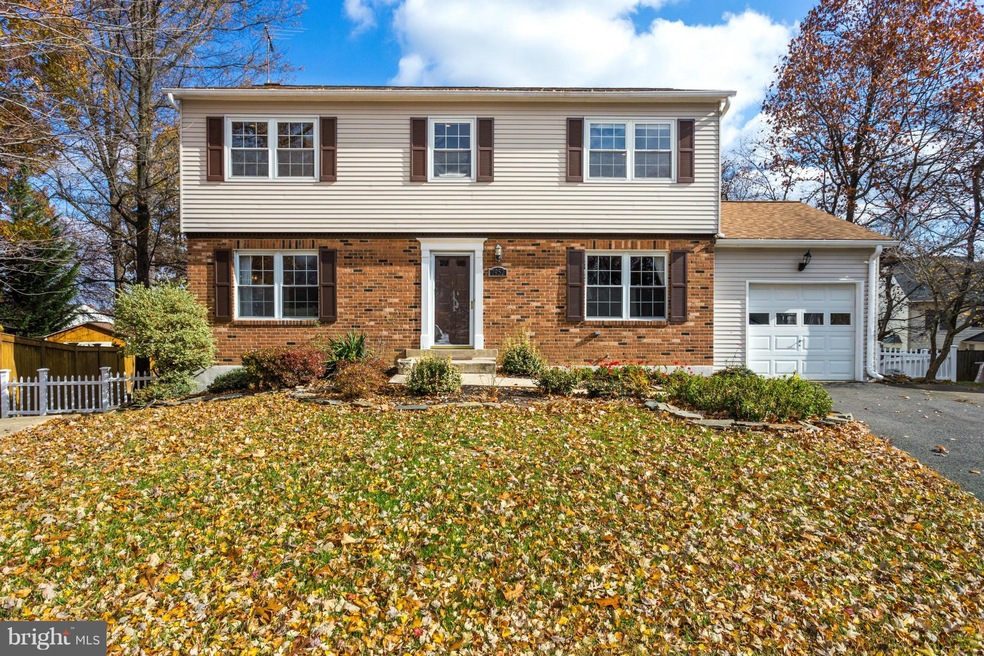 7952 Arden Ct, Dunn Loring, VA 22027 - photo 1