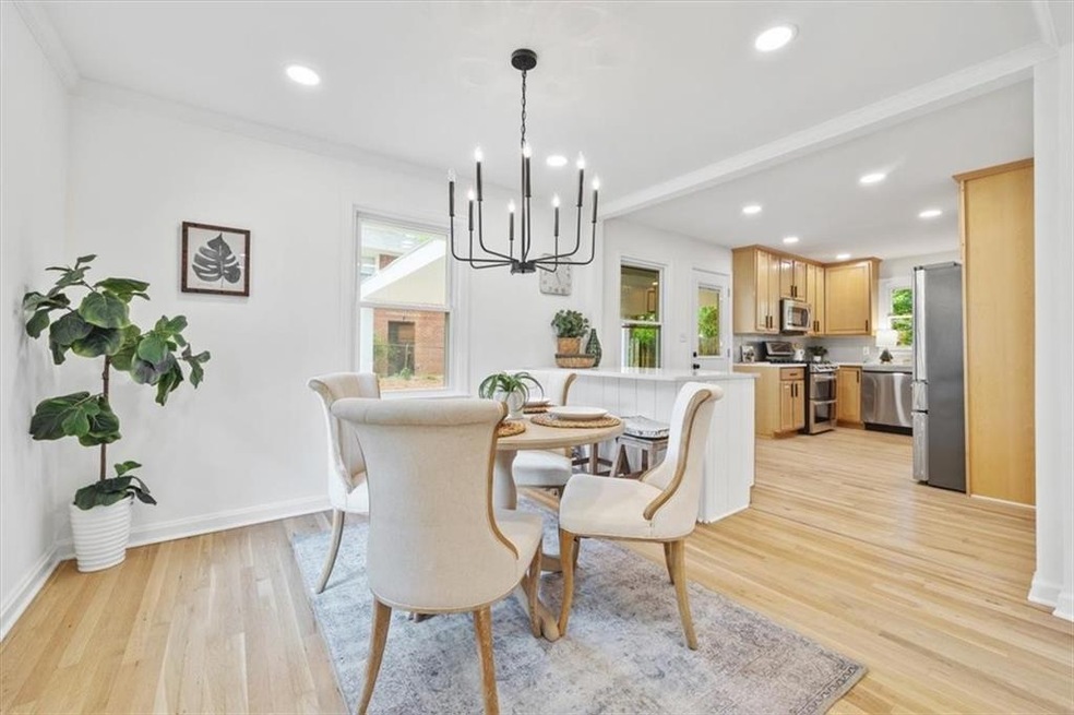 This dining area is great for entertaining!  The n