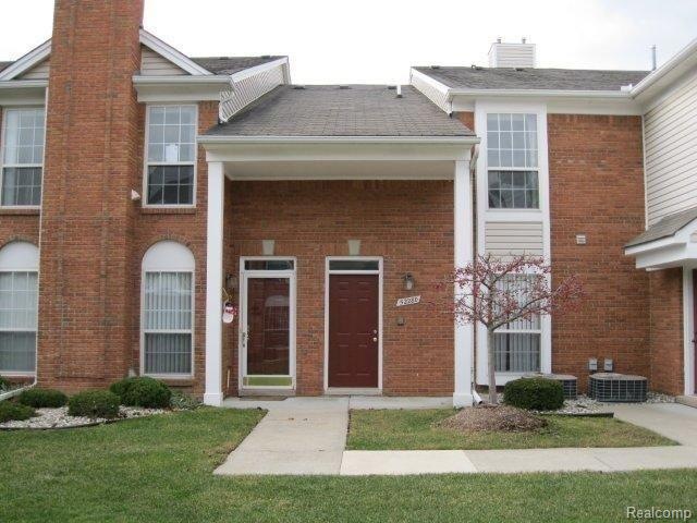 261-869653 Front.jpg