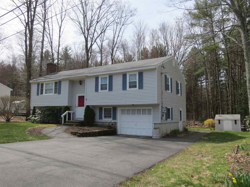 22 Birchwood Ave, Rochester, NH 03867 - photo 1
