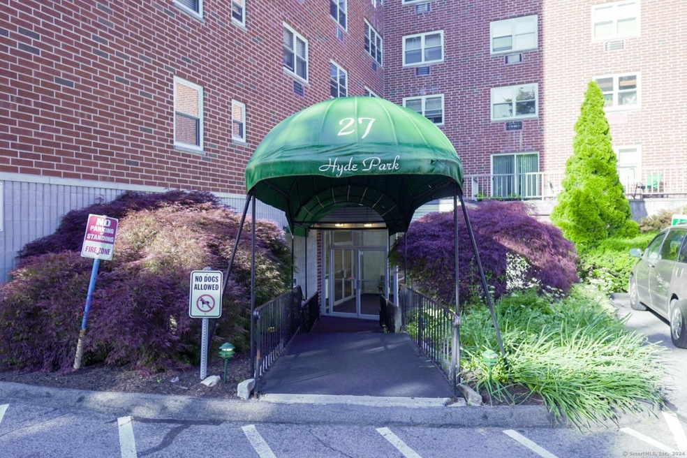 Hyde Park unit 2X, Stamford, CT 06907 - photo 1