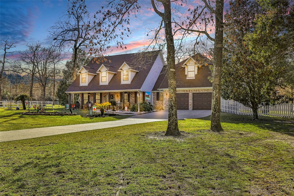 2319 Blue Lake Dr, Magnolia, TX 77354 - photo 1