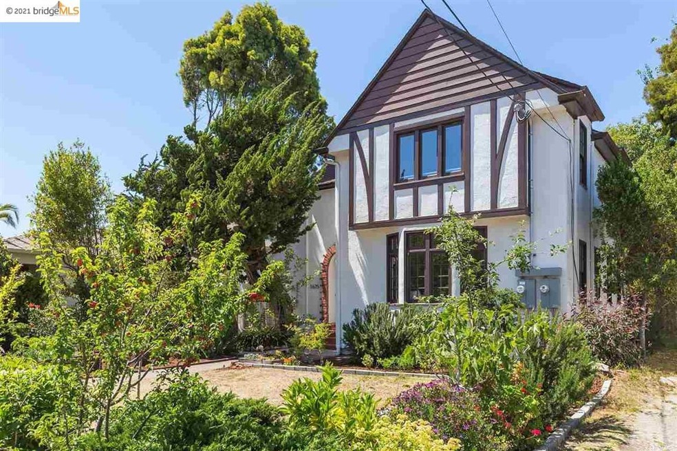 1625 Derby St, Berkeley, CA 94703 - photo 1