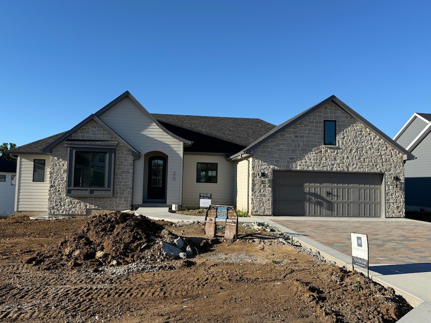 210 Hellwig Ln, Columbia, MO 65203 - photo 1