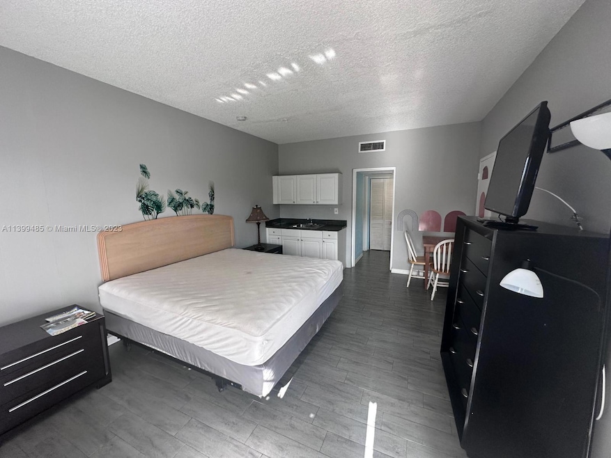 For Sale $250,000 • Co-Listing Agent