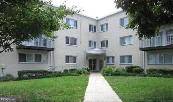 1009 Chillum Rd unit 316, Hyattsville, MD 20782 - photo 1