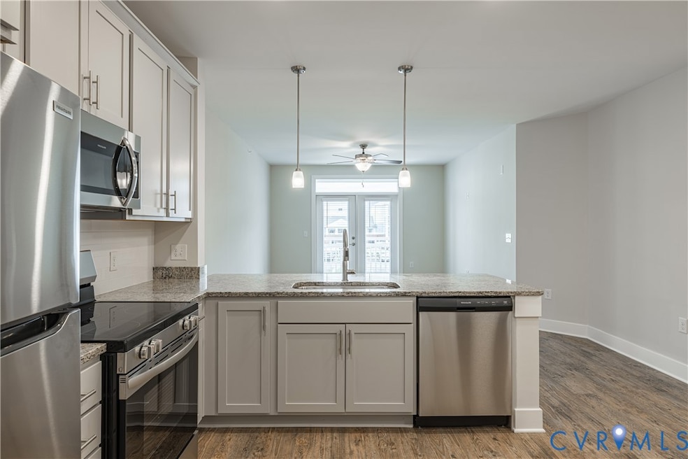 10530 Stony Bluff Dr unit 103, Ashland, VA 23005 - photo 1