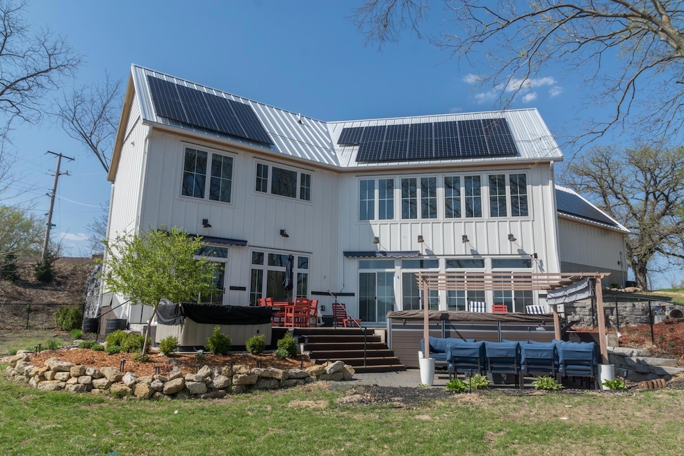 For Sale $979,900