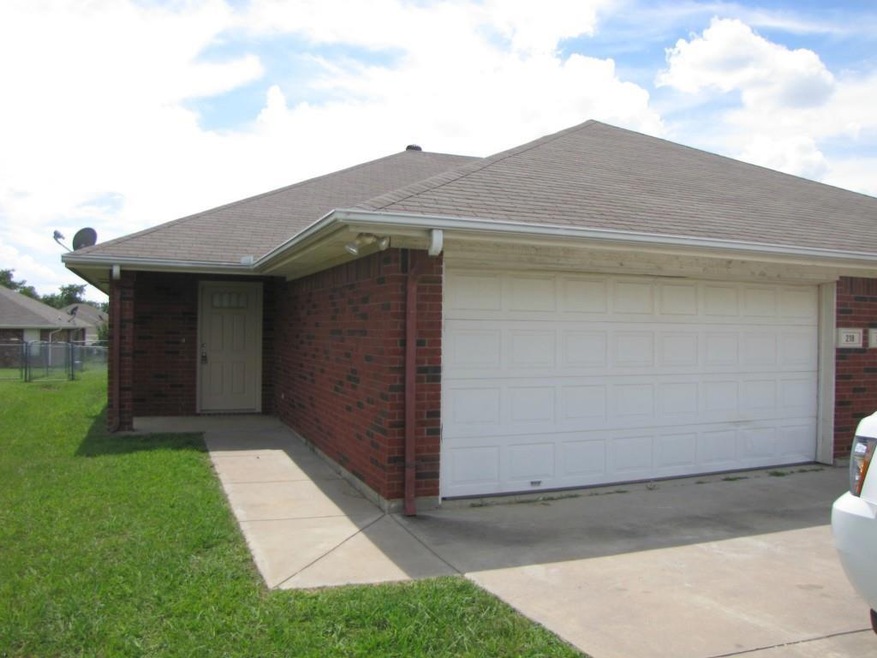 218 Joshua Blvd, Joshua, TX 76058 - photo 1