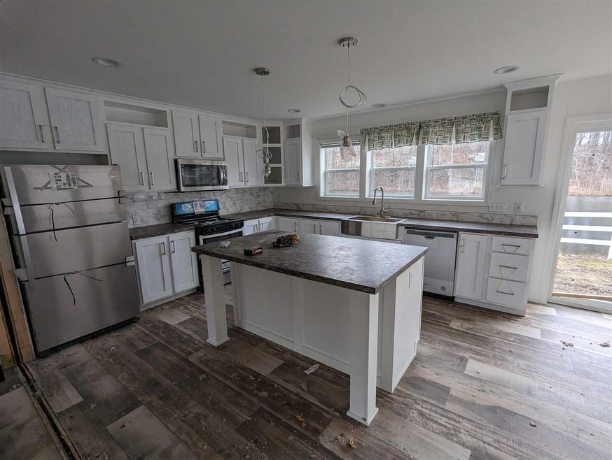 211 Brittany Terrace, Rock Tavern, NY 12575 - photo 1