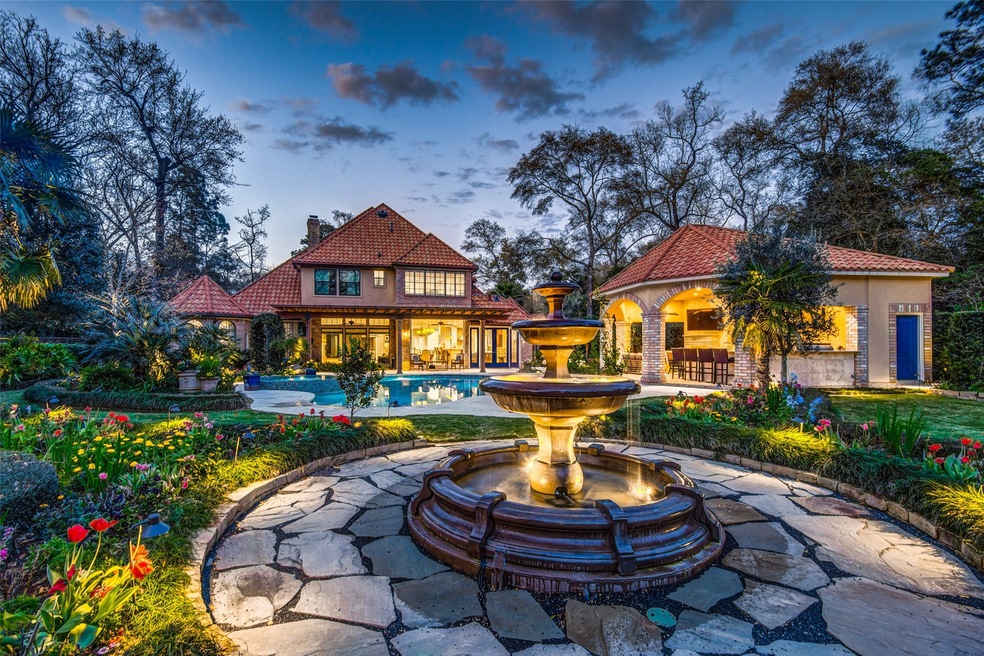 Welcome to 62 Northgate- a true paradise!