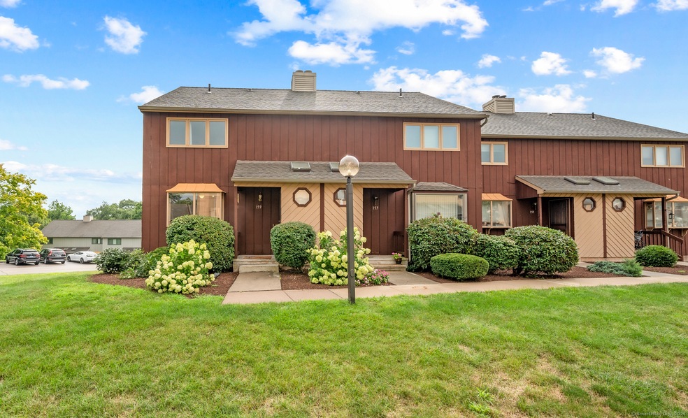 159 Skyview Dr unit 159, Cromwell, CT 06416 - photo 1
