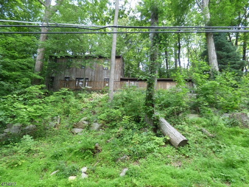 89 Forest Lake Dr N, Andover, NJ 07821 - photo 1