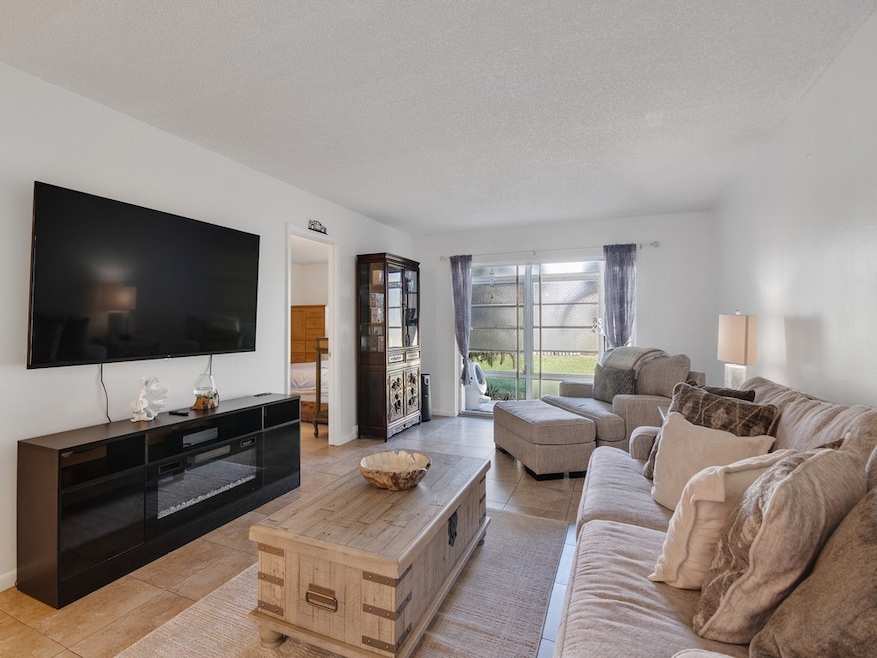 1166 6th Ave unit B3, Vero Beach, FL 32960 - photo 1