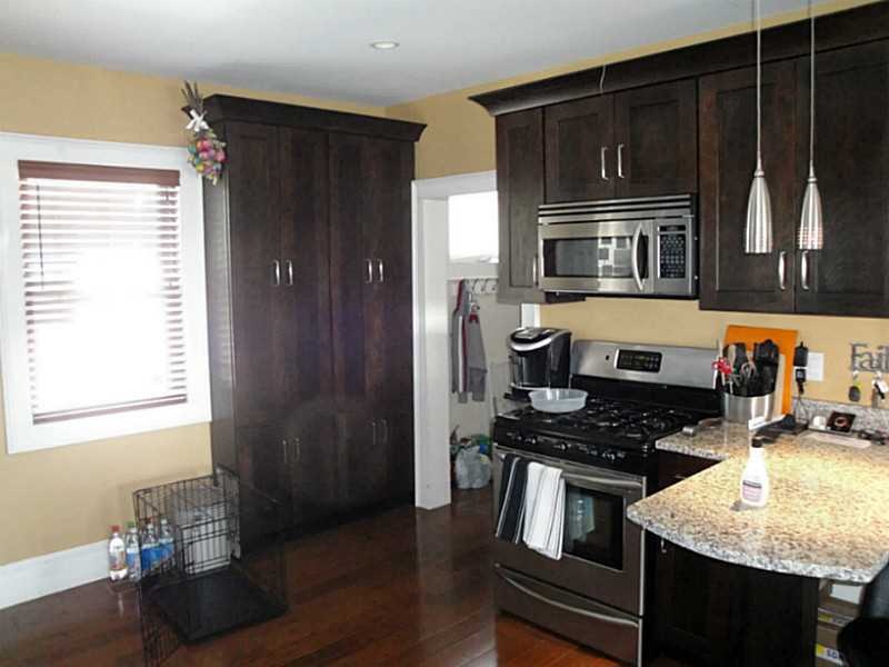 131 Greble St, Warwick, RI 02886 - photo 1
